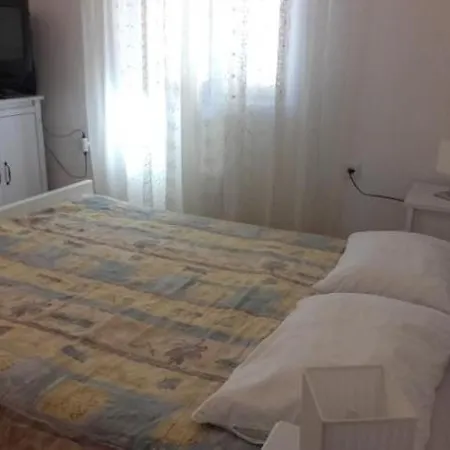 Lägenhet In With Terrace, Air Conditioning, Wi-fi *