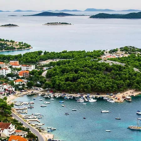 In With Terrace, Air Conditioning, Wi-fi * Biograd Na Moru