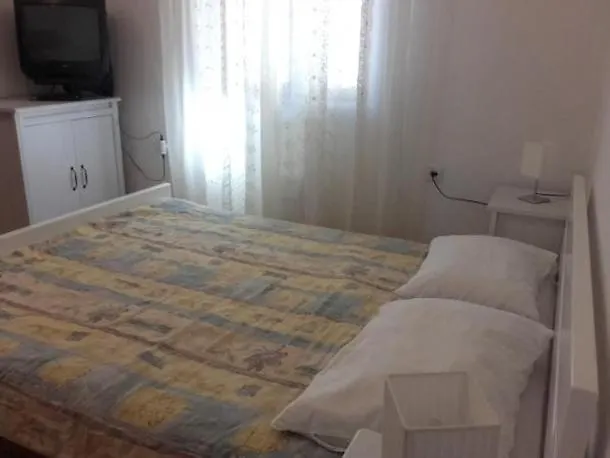 דירה In With Terrace, Air Conditioning, Wi-fi *