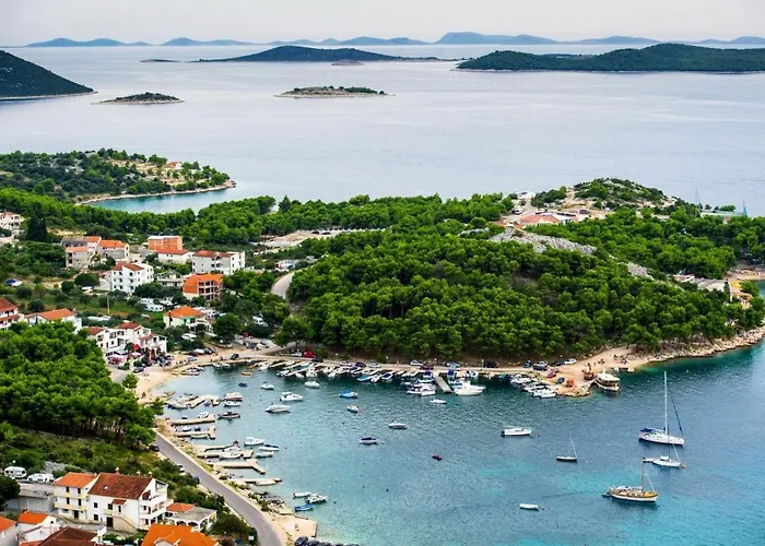 In With Terrace, Air Conditioning, Wi-fi * Biograd Na Moru